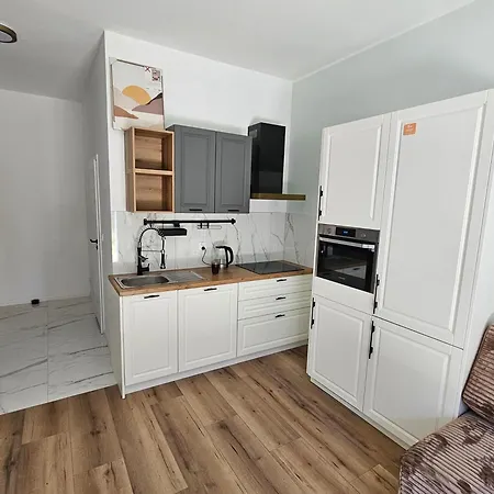 Apartmán Madalinskiego 47