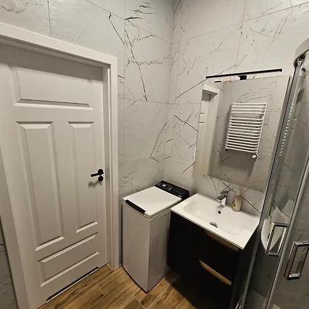 Madalinskiego 47 Apartmán *