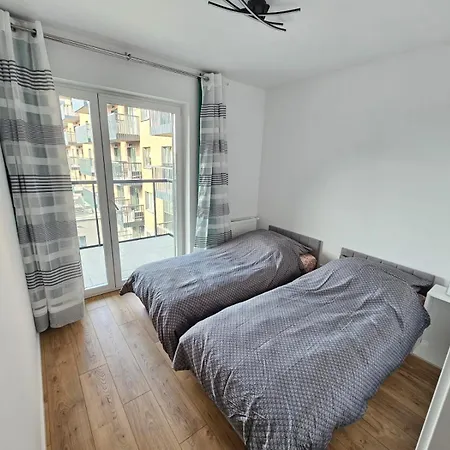 Madalinskiego 47 I 89 Apartman
