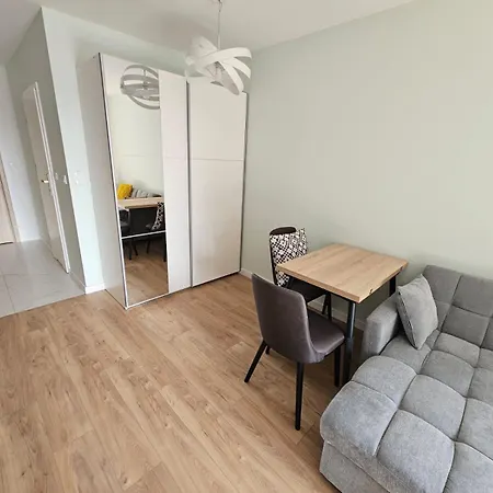 Apartman Madalinskiego 47 I 89